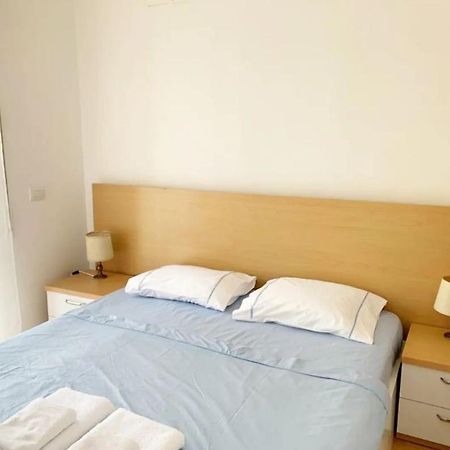 Beautiful And Lovely Apartment Тирана Экстерьер фото