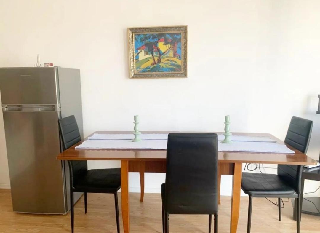 Beautiful And Lovely Apartment Тирана Экстерьер фото