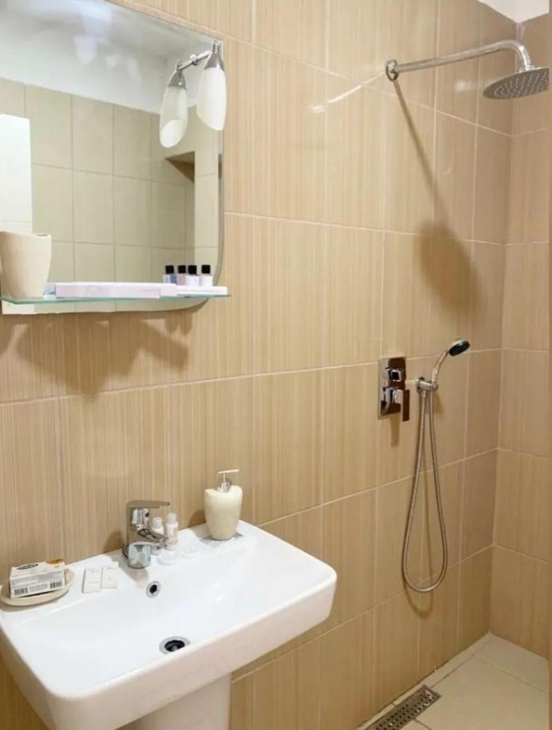 Beautiful And Lovely Apartment Тирана Экстерьер фото