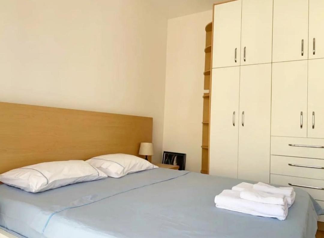 Beautiful And Lovely Apartment Тирана Экстерьер фото